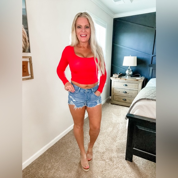 Happy Posher for over 11 years! - Picture 3 of 8